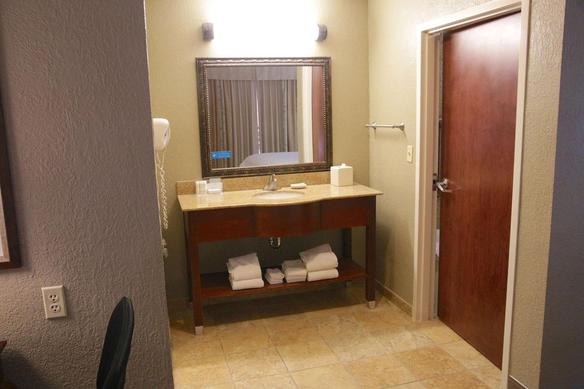 Hampton Inn & Suites Mccomb Esterno foto
